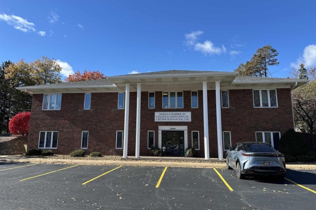 2444 KIMBERLY Road, Davenport, IA