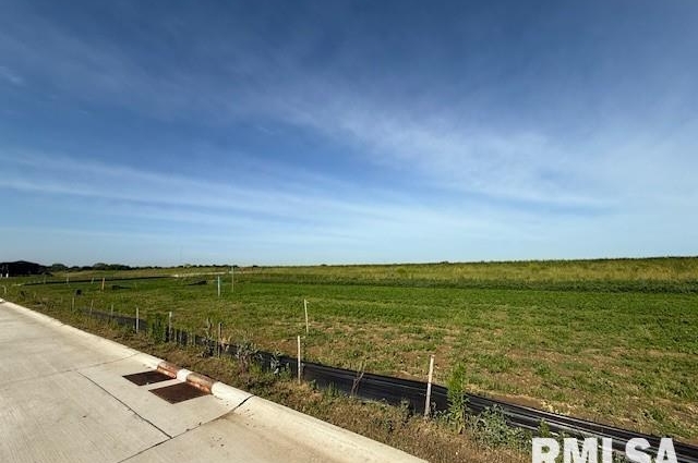 6940 Meghan Avenue, Bettendorf, IA