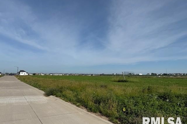 6708 Meghan Avenue, Bettendorf, IA