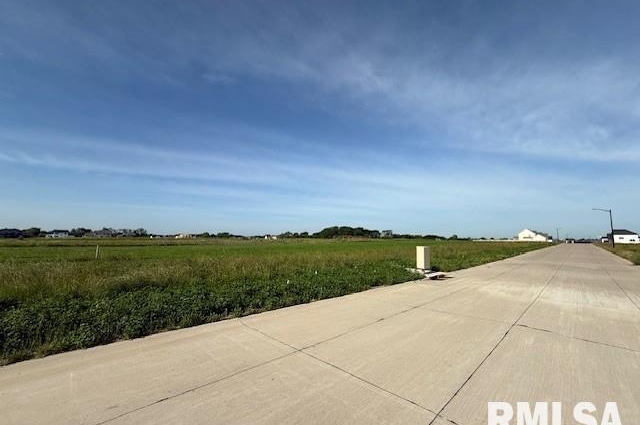 6777 Meghan Avenue, Bettendorf, IA