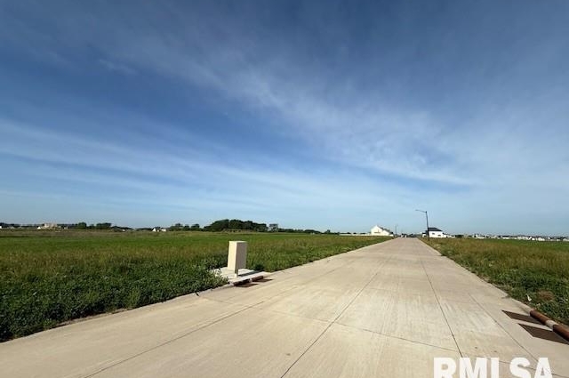 6795 Meghan Avenue, Bettendorf, IA