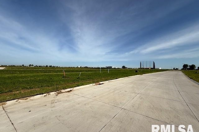 6426 RYAN Road, Bettendorf, IA