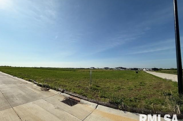 6311 RYAN Road, Bettendorf, IA