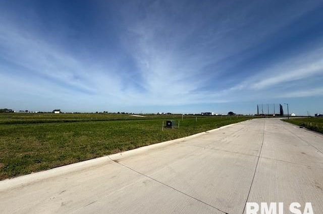 6302 MEYER Road, Bettendorf, IA