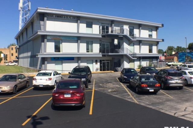 1706 BRADY Street, Davenport, IA