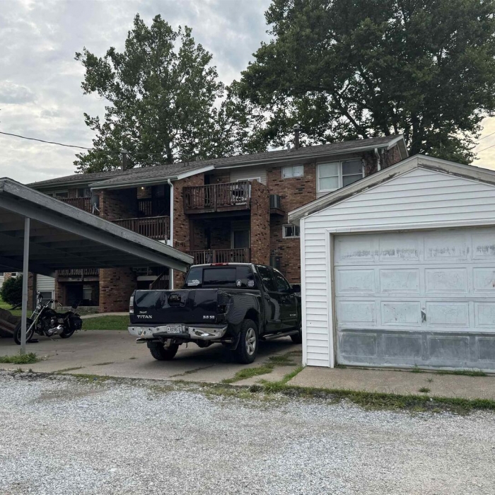 photo of property QC4266342