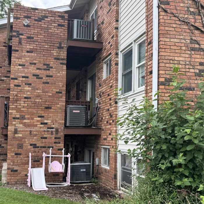 photo of property QC4266342