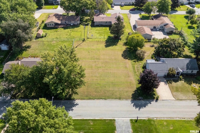 104 2ND Street, Colona, IL