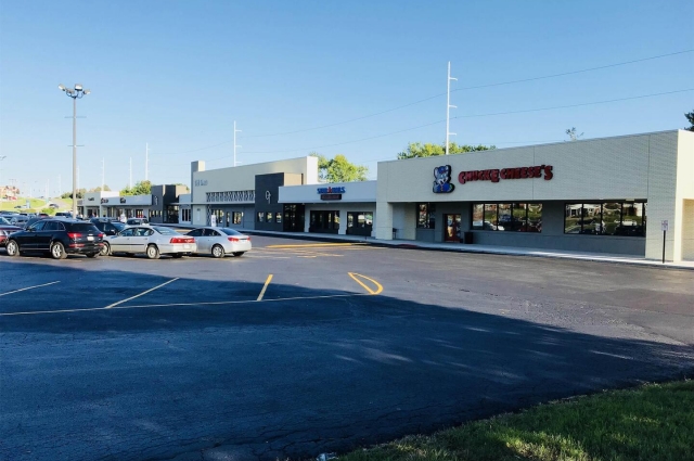 903 KIMBERLY Road, Davenport, IA