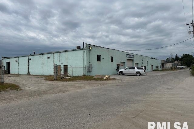 944 FARRAGUT Street, Davenport, IA