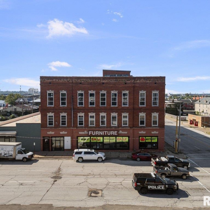 photo of property QC4267297