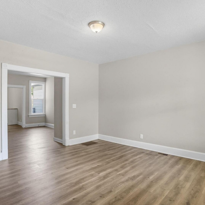 photo of property QC4267381