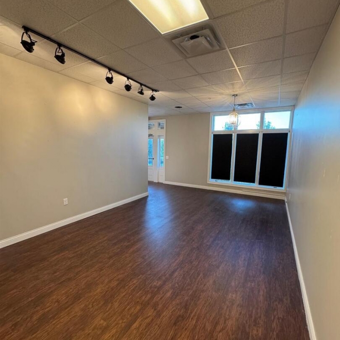 photo of property QC4267472