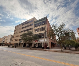 111 2ND Street, Davenport, IA