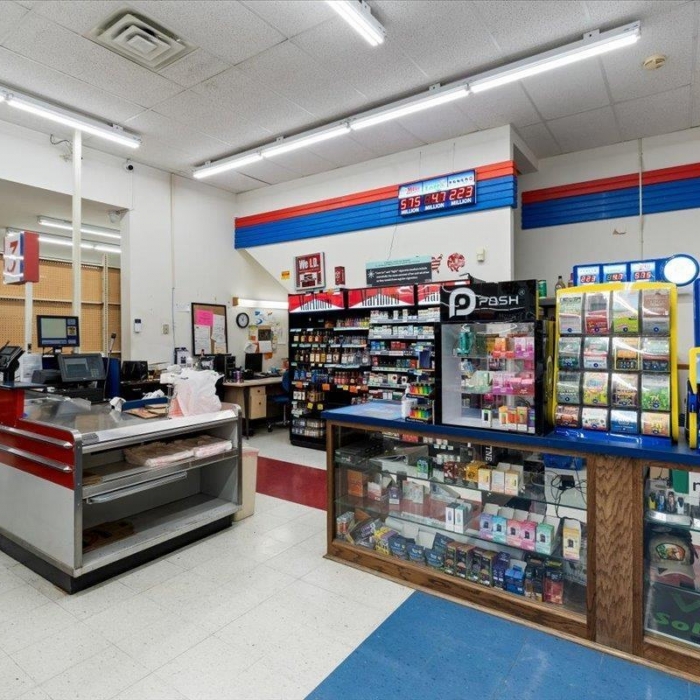 photo of property QC4268418