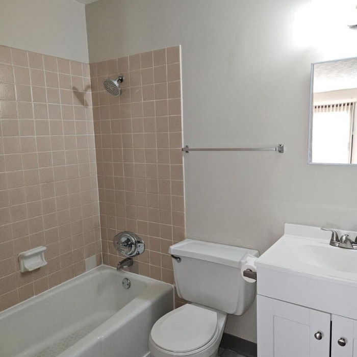 photo of property QC4268687