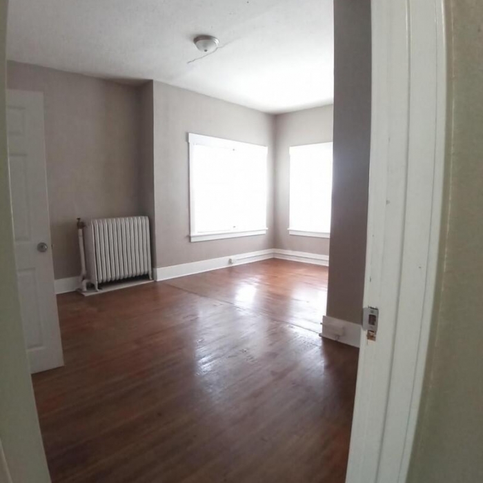 photo of property QC4268836