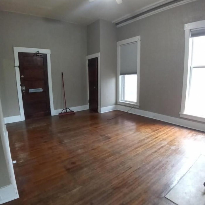 photo of property QC4268836
