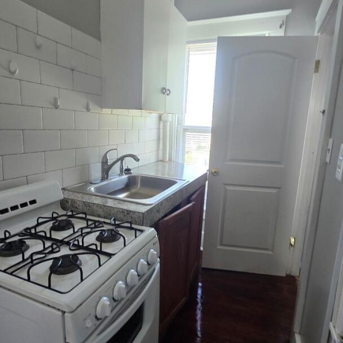 photo of property QC4268837