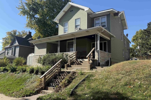 1816 DAVENPORT Avenue, Davenport, IA