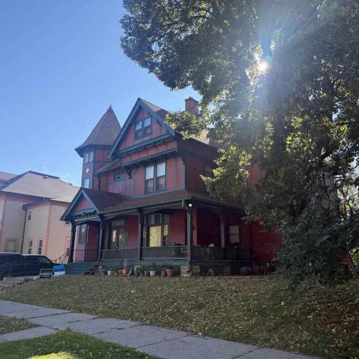 photo of property QC4268838