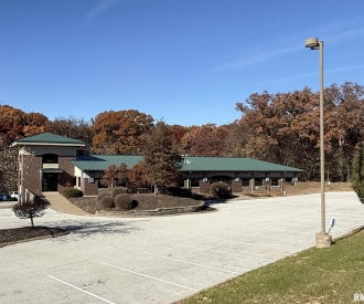 555 VALLEY VIEW Drive, Moline, IL