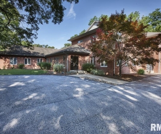 824 17TH Street, Moline, IL