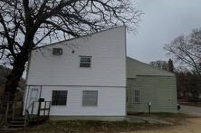 1802 Camanche Avenue, Clinton, IA