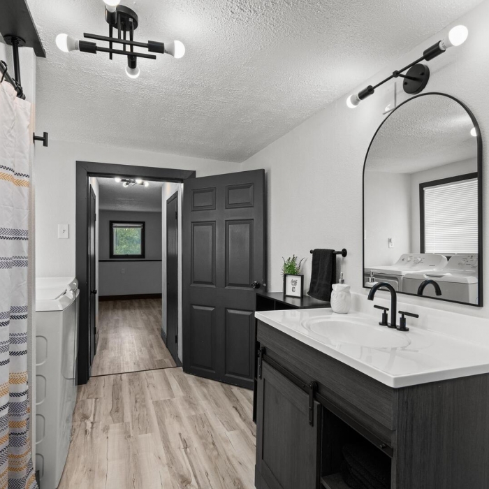 photo of property QC4269896