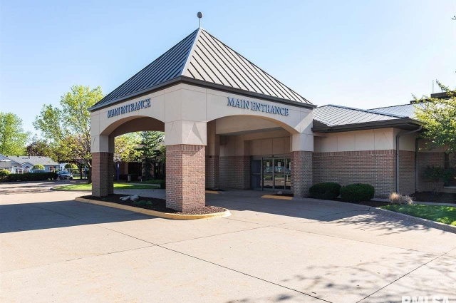 465 AVENUE OF THE CITIES Avenue, East Moline, IL
